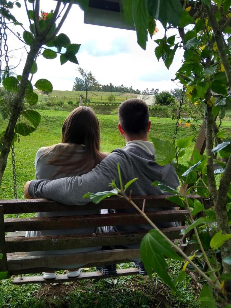 Pousada Romantica - Sitio Buraco Fundo Vale Verde  Zewnętrze zdjęcie
